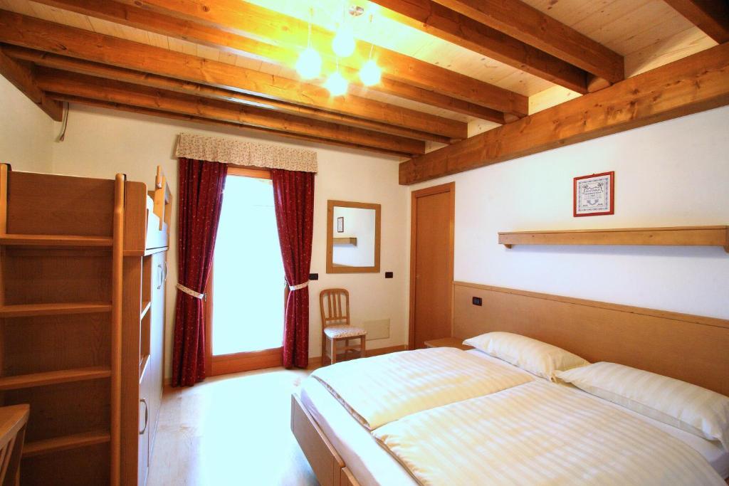 亚雷特洛特住宿加早餐旅馆 Sùtrio 客房 照片